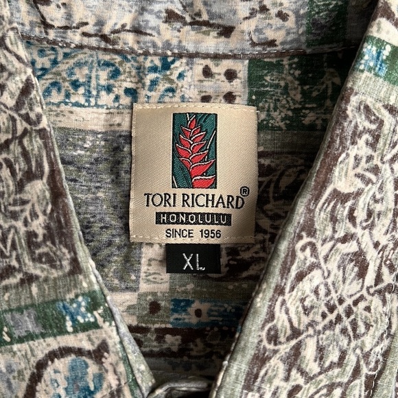 Tori Richard Honolulu Hawaiian Cotton Green Patterned Short Sleeve Button Down - Picture 3 of 6